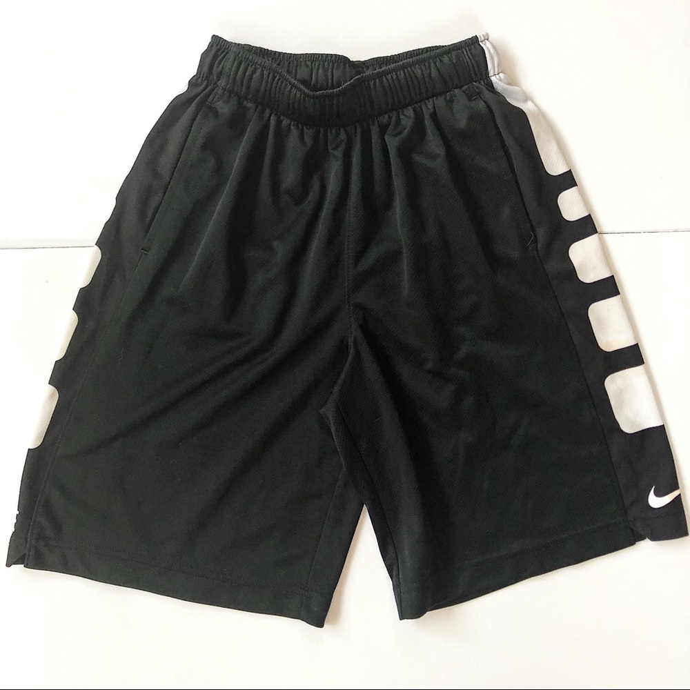 Nike Elite Basketball Athletic Activewear Shorts